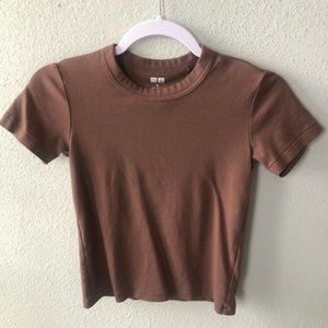 Brown Fitted Short Sleeved Tee - Uniqlo Japan